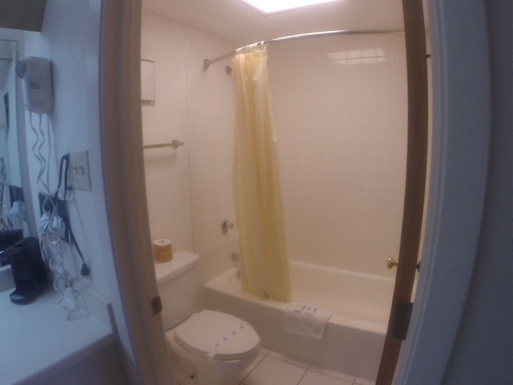 Executive Inn And Suites Уако Екстериор снимка